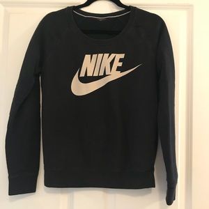 Crew neck Nike sweatshirt